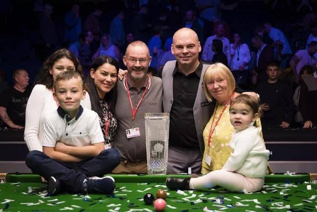 球队奠定了 球队奠定了