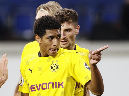 一场比赛更 一场比赛更